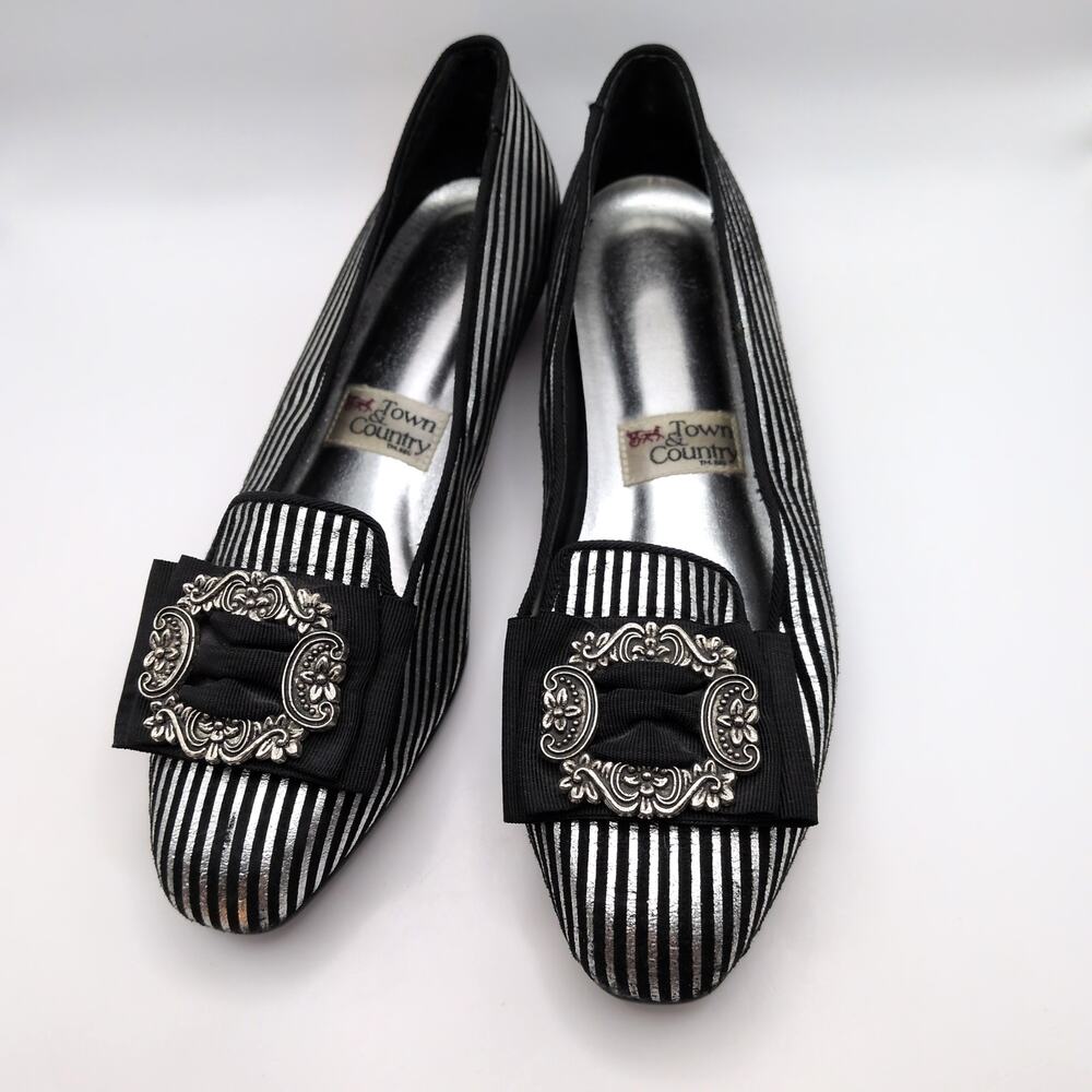 VTG Town & Country Leather Black Silver Stripe Buckle Whimsigoth Flats Shoes 7M